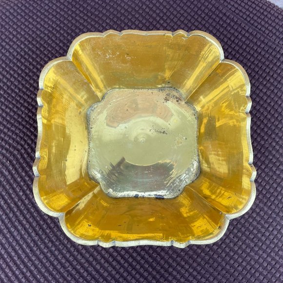 Vintage Solid Brass Scalloped Planter Bowl - Picture 2 of 6